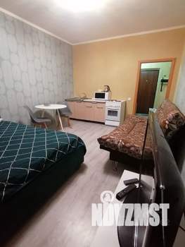 Студия квартира, посуточно, 33м2, 6/18 этаж