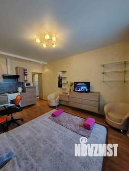 1-к квартира, посуточно, 35м2, 10/17 этаж