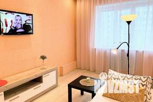 1-к квартира, посуточно, 42м2, 8/17 этаж