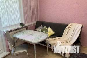 1-к квартира, посуточно, 42м2, 8/17 этаж