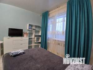 Студия квартира, посуточно, 40м2, 6/17 этаж