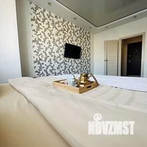 1-к квартира, посуточно, 45м2, 9/9 этаж