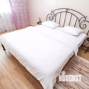 1-к квартира, посуточно, 43м2, 1/1 этаж
