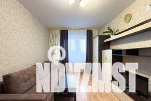 1-к квартира, посуточно, 42м2, 7/17 этаж