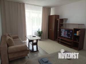 1-к квартира, посуточно, 42м2, 2/9 этаж