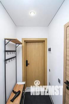Студия квартира, посуточно, 25м2, 1/18 этаж