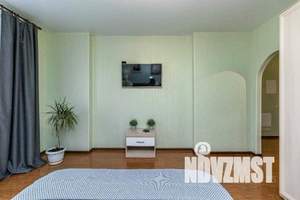 1-к квартира, посуточно, 42м2, 5/20 этаж