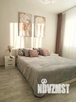 1-к квартира, посуточно, 39м2, 9/9 этаж