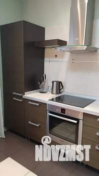 1-к квартира, посуточно, 50м2, 13/16 этаж