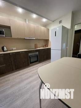 1-к квартира, посуточно, 42м2, 3/8 этаж