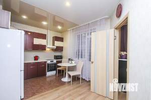 1-к квартира, посуточно, 52м2, 1/1 этаж