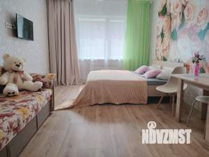 Студия квартира, посуточно, 24м2, 1/17 этаж