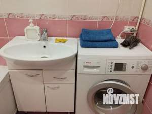 Студия квартира, посуточно, 30м2, 12/20 этаж