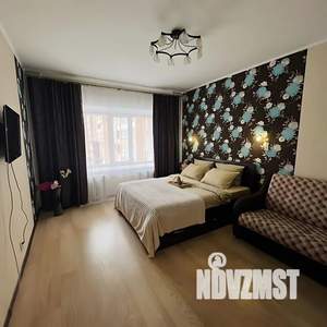 1-к квартира, посуточно, 44м2, 3/9 этаж