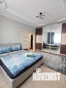 1-к квартира, посуточно, 36м2, 8/17 этаж