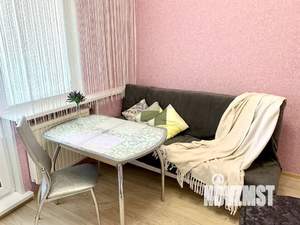 1-к квартира, посуточно, 43м2, 8/17 этаж