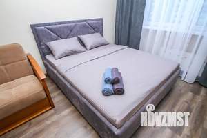1-к квартира, посуточно, 42м2, 7/17 этаж