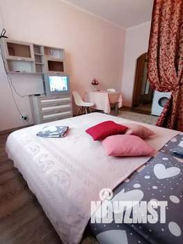 Студия квартира, посуточно, 24м2, 3/17 этаж