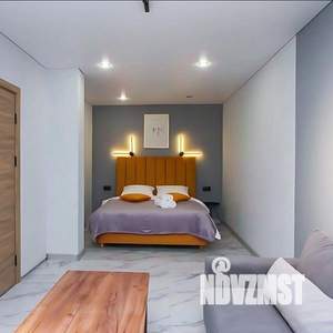 1-к квартира, посуточно, 52м2, 1/1 этаж