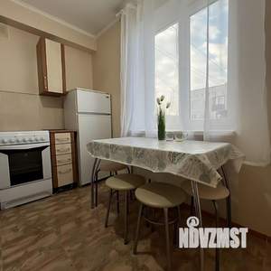 2-к квартира, посуточно, 50м2, 1/1 этаж
