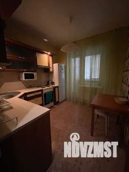 1-к квартира, посуточно, 44м2, 1/9 этаж