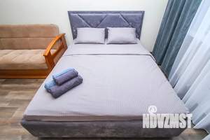 1-к квартира, посуточно, 42м2, 7/17 этаж