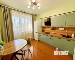 1-к квартира, посуточно, 42м2, 5/20 этаж