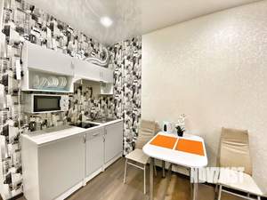 Студия квартира, посуточно, 30м2, 10/17 этаж