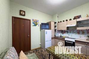 1-к квартира, посуточно, 42м2, 7/17 этаж