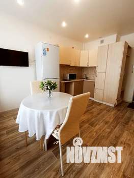 1-к квартира, посуточно, 38м2, 2/20 этаж