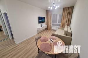 1-к квартира, посуточно, 42м2, 13/16 этаж