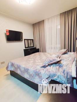 1-к квартира, посуточно, 42м2, 9/16 этаж