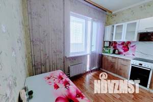1-к квартира, посуточно, 48м2, 3/17 этаж