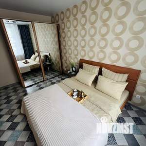 2-к квартира, посуточно, 45м2, 1/1 этаж