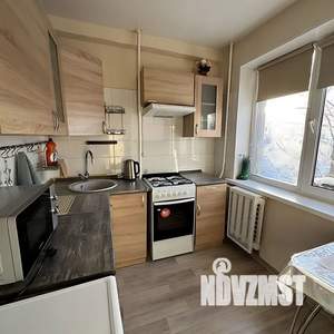 1-к квартира, посуточно, 40м2, 3/5 этаж