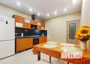 1-к квартира, посуточно, 56м2, 1/1 этаж