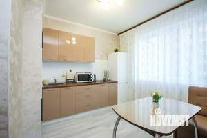 1-к квартира, посуточно, 42м2, 3/16 этаж