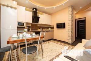 1-к квартира, посуточно, 50м2, 1/1 этаж
