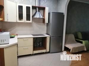 2-к квартира, посуточно, 70м2, 2/17 этаж