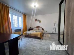 1-к квартира, посуточно, 38м2, 6/9 этаж