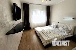 1-к квартира, посуточно, 56м2, 1/1 этаж