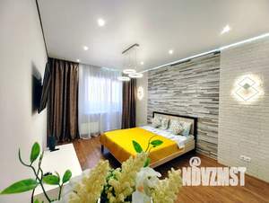 1-к квартира, посуточно, 35м2, 8/18 этаж