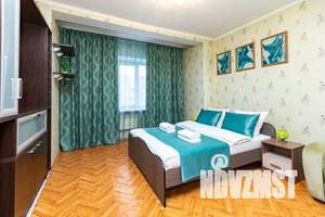 1-к квартира, посуточно, 53м2, 3/5 этаж