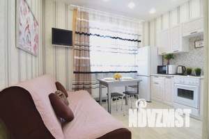 1-к квартира, посуточно, 50м2, 9/17 этаж