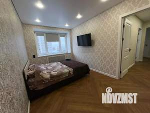 1-к квартира, посуточно, 55м2, 1/1 этаж