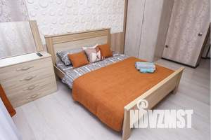 2-к квартира, посуточно, 66м2, 11/17 этаж