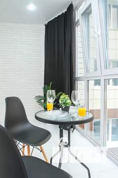 Студия квартира, посуточно, 30м2, 2/4 этаж