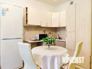 1-к квартира, посуточно, 38м2, 2/20 этаж