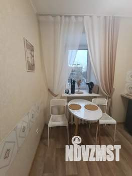 1-к квартира, посуточно, 33м2, 3/5 этаж