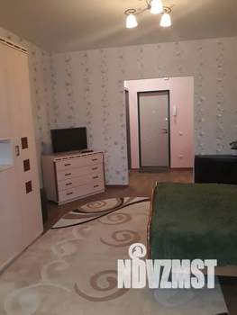 1-к квартира, посуточно, 40м2, 6/9 этаж
